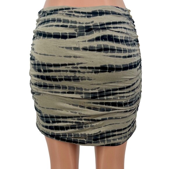 Free People Tire Died Contrasting Bodycon Ruched Mini Skirt - Picture 11 of 16